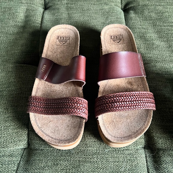 Reef Tan and Brown Women's Sandals - Picture 1 of 3